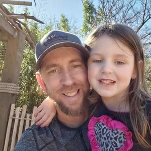 Meet your Posher, Logan